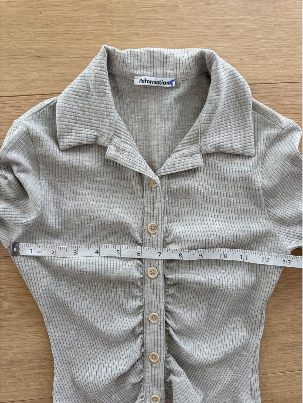 Reformation Gray Ribbed Ruched Button Front Collared Top XS - Picture 9 of 10